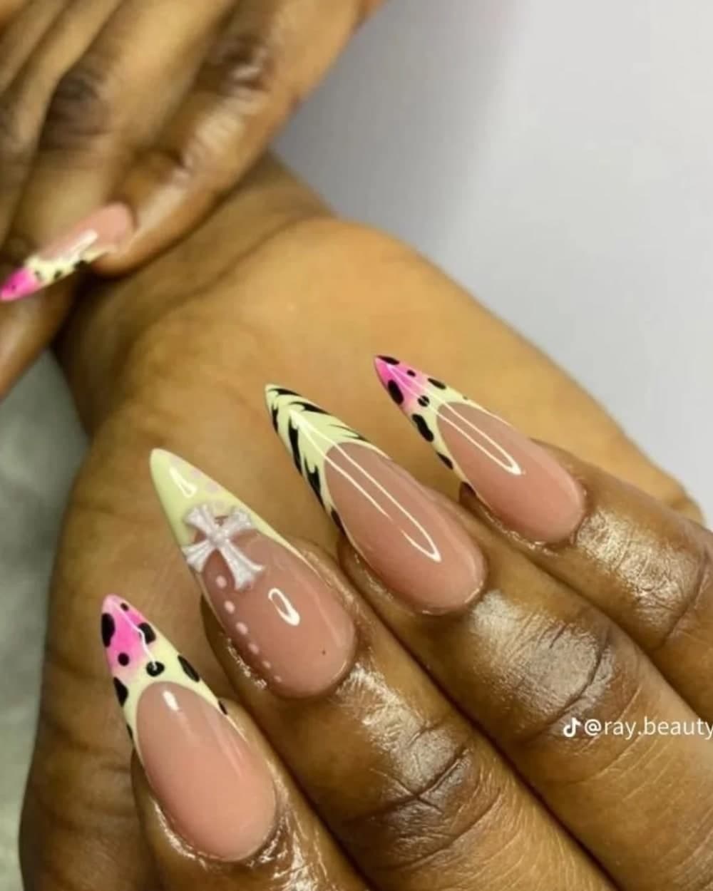 3D Bow & Leopard Stiletto Nails - nails
